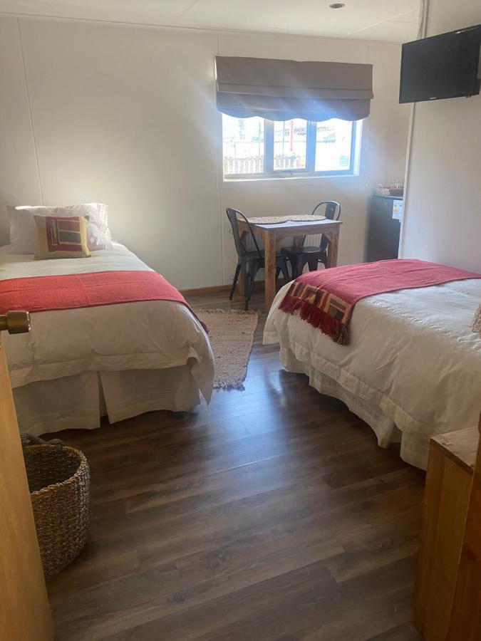 Hostal Lago Condor Puerto Natales Exteriör bild