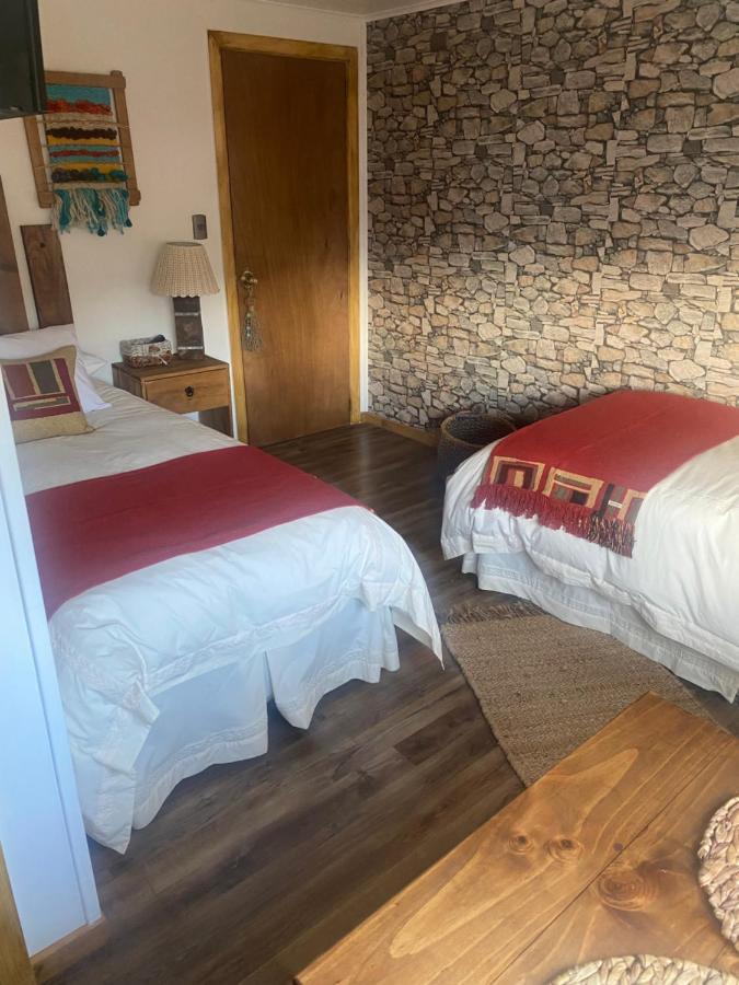 Hostal Lago Condor Puerto Natales Exteriör bild